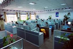 能源裝備之光 武昌造船廠勞動服務公司與三峽工程永久船閘南線閘門